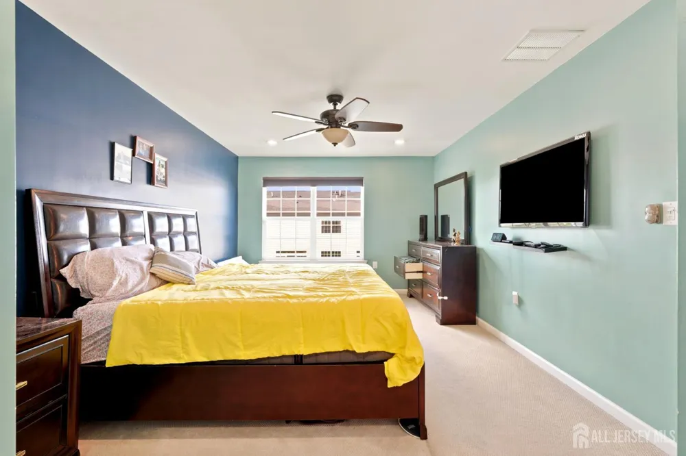 23 Morris Lane Cranbury, NJ 08512