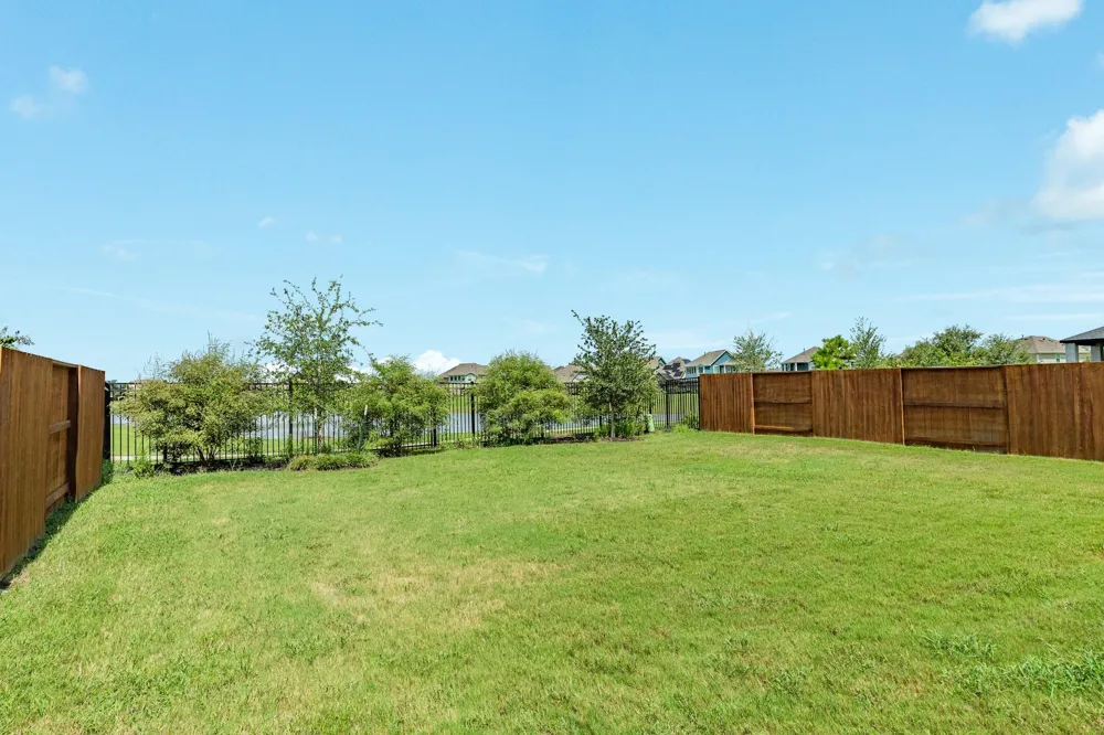 10222 Bison Drive Manvel, TX 77583