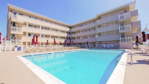 5300 Boardwalk