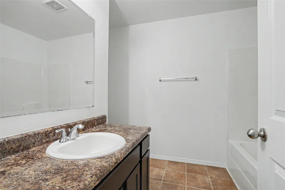 14815 S Lakewood Avenue Bixby, OK 74008