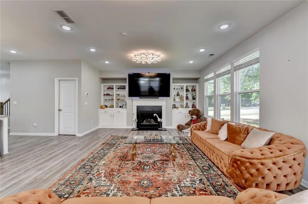 3240 Herald Drive Scottdale, GA 30079