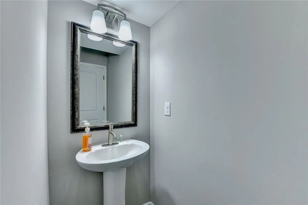 3240 Herald Drive Scottdale, GA 30079