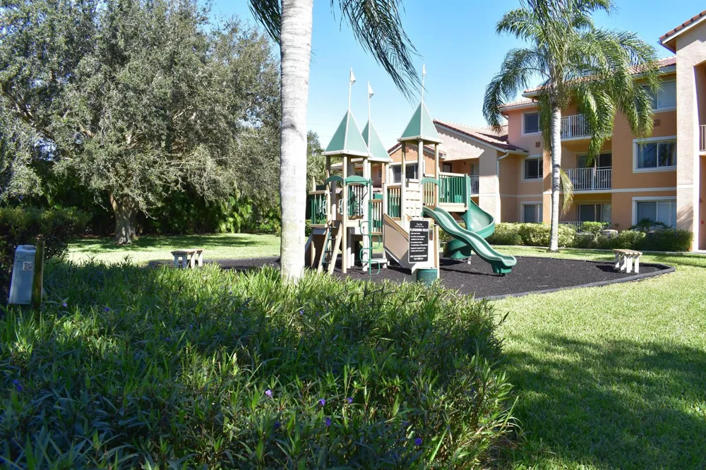 151 SW Palm Drive #106 Port St. Lucie, FL 34986