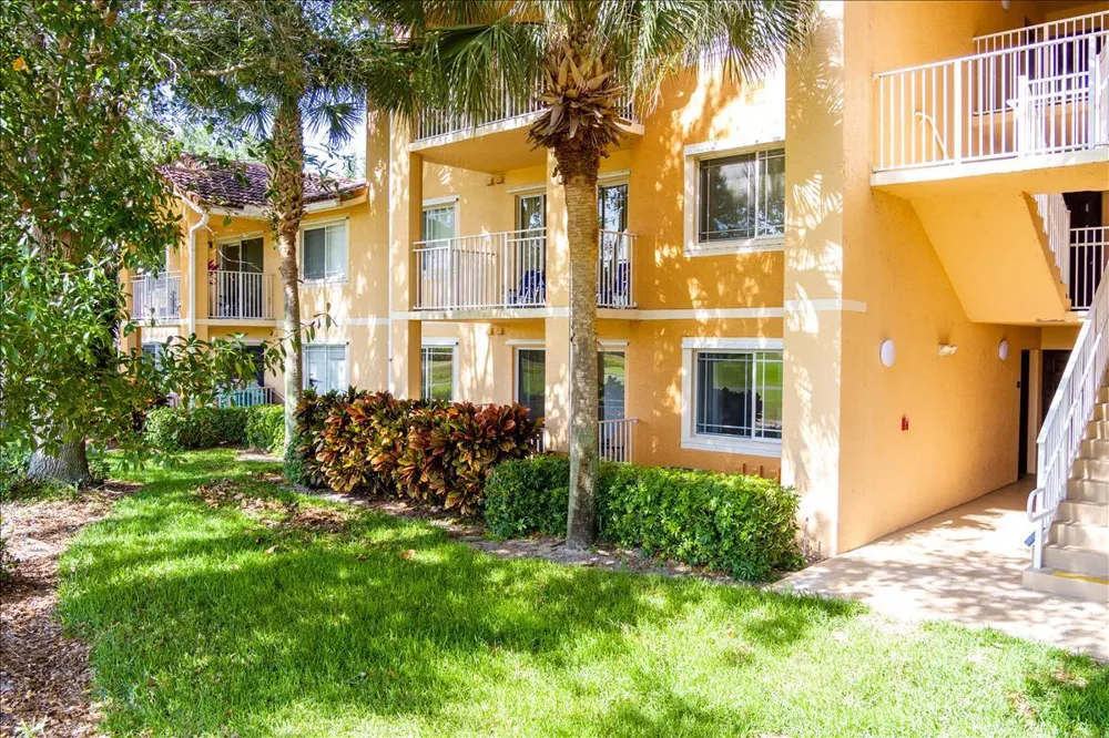151 SW Palm Drive #106 Port St. Lucie, FL 34986