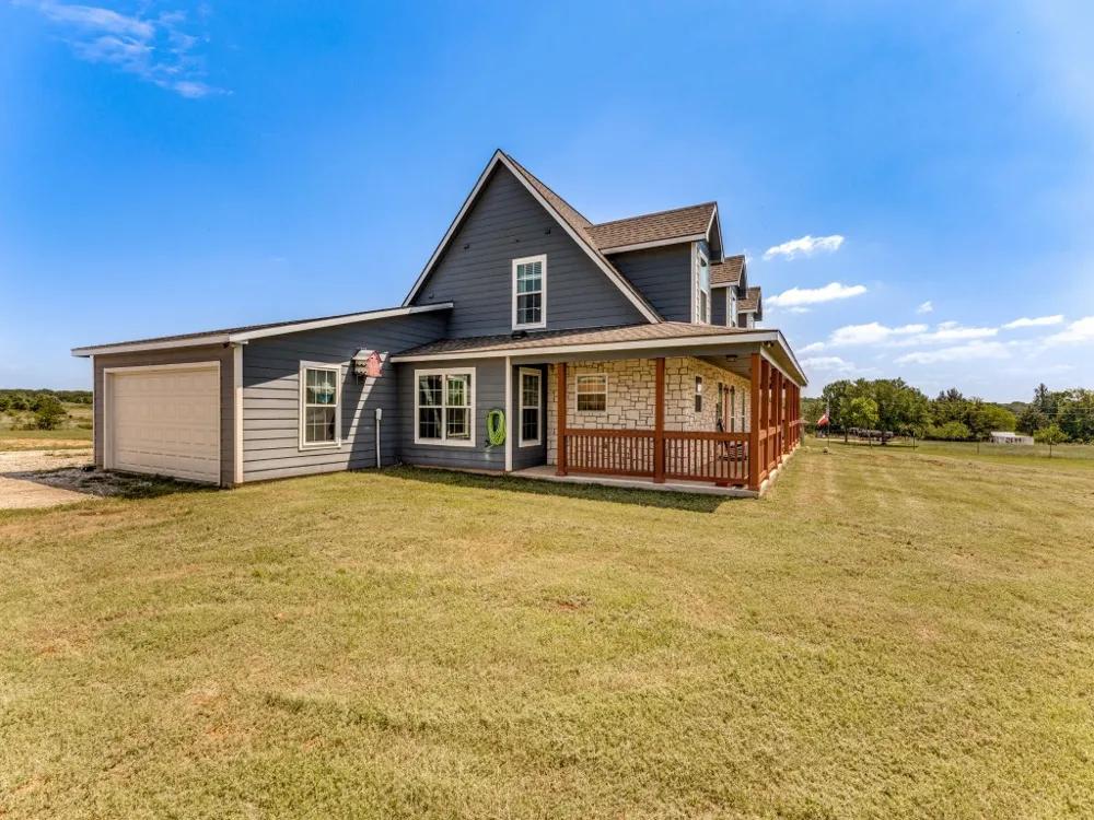 760 County Road 4380 Decatur, TX 76234