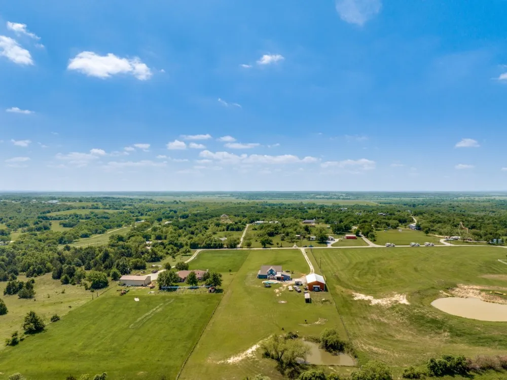 760 County Road 4380 Decatur, TX 76234