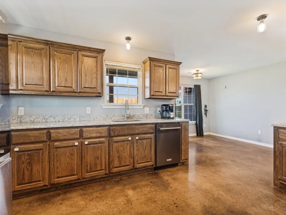 760 County Road 4380 Decatur, TX 76234
