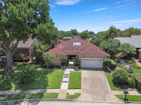 1500 Travis Circle S