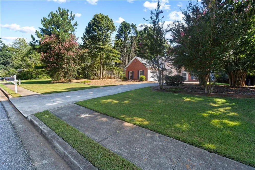 965 Dogwood Park Drive Lawrenceville, GA 30046
