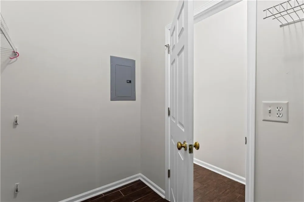 965 Dogwood Park Drive Lawrenceville, GA 30046