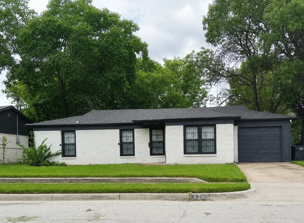 4200 Pate Drive Fort Worth, TX 76119