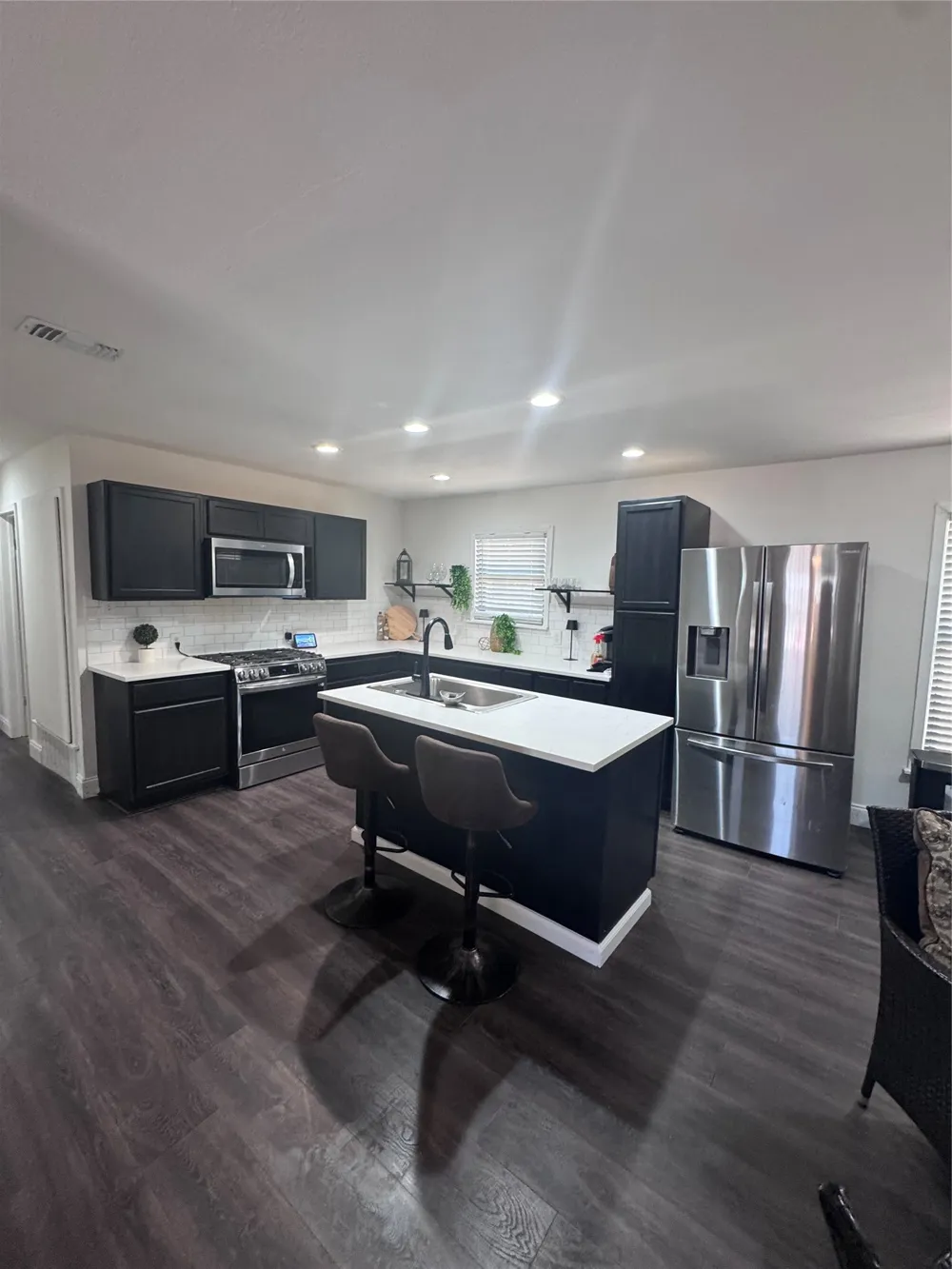 4200 Pate Drive Fort Worth, TX 76119