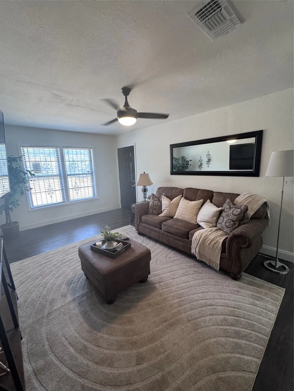 4200 Pate Drive Fort Worth, TX 76119