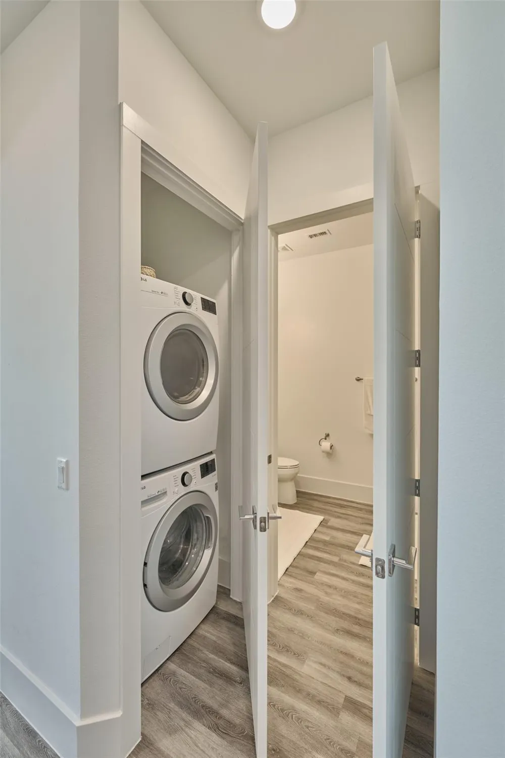 199 Waterpoint Court #104 Conroe, TX 77356