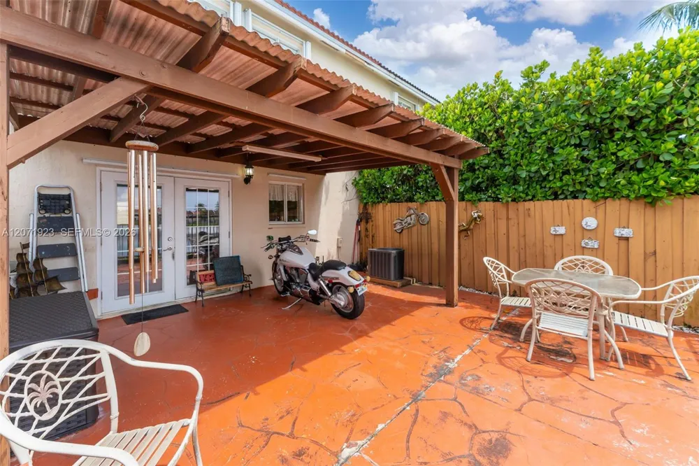 17672 SW 139th Ct Miami, FL 33177