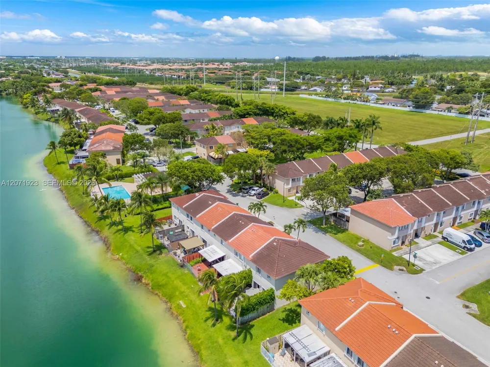 17672 SW 139th Ct Miami, FL 33177