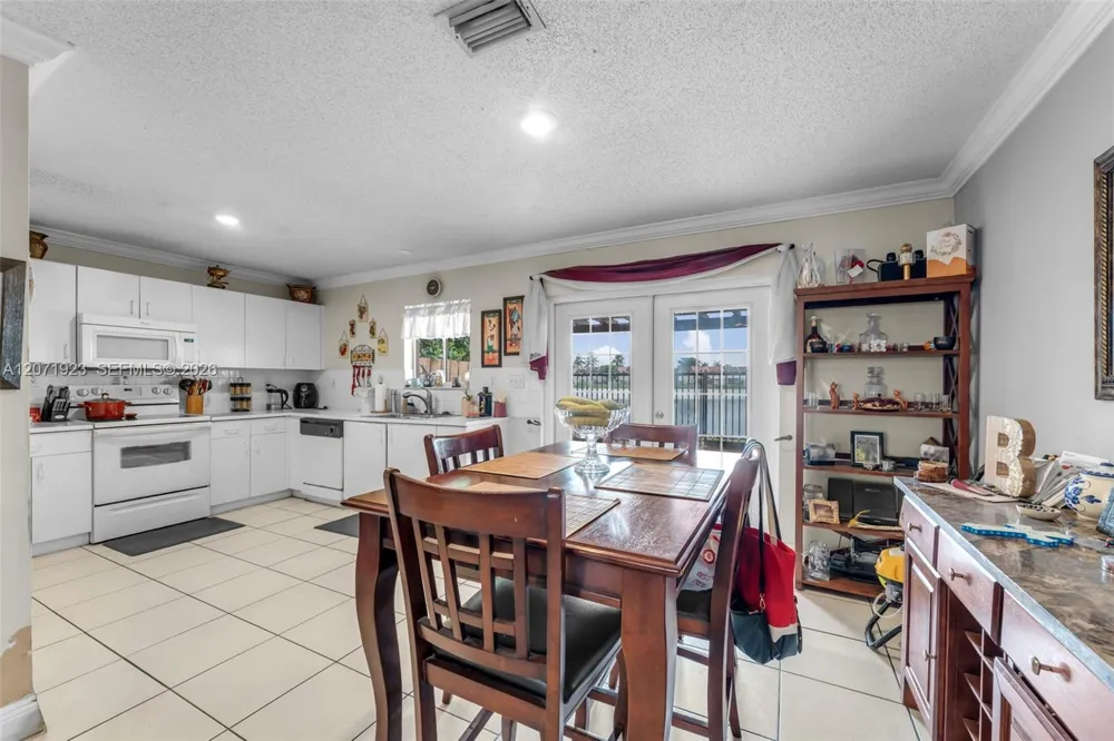 17672 SW 139th Ct Miami, FL 33177