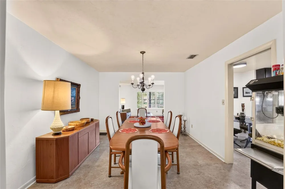 4624 NW 19TH PLACE Gainesville, FL 32605