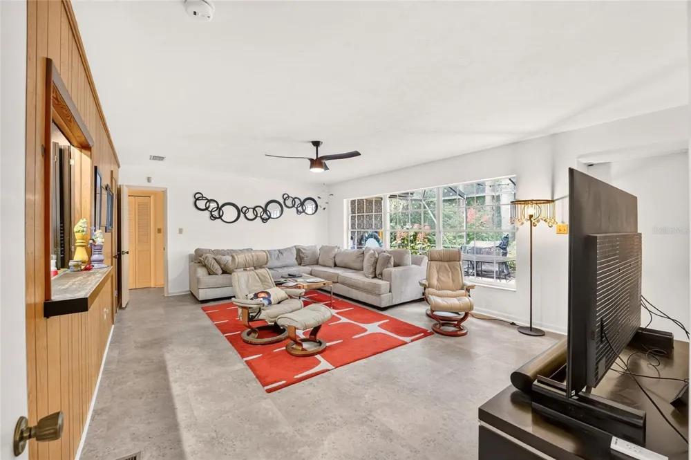 4624 NW 19TH PLACE Gainesville, FL 32605