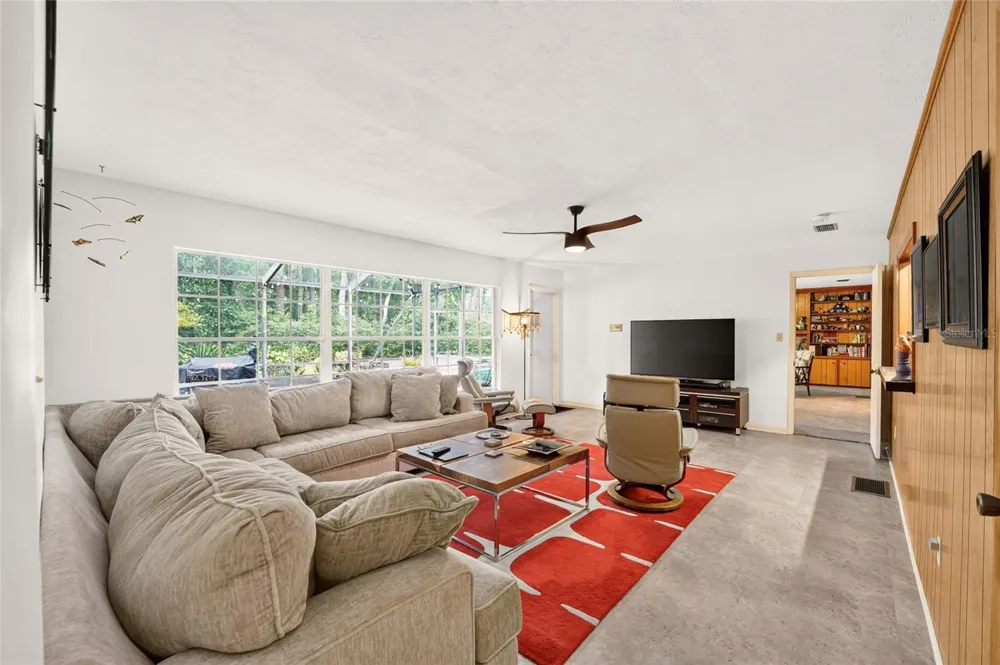 4624 NW 19TH PLACE Gainesville, FL 32605