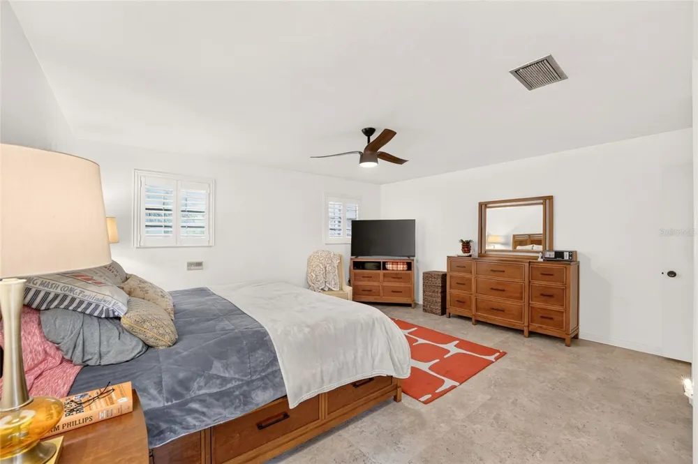 4624 NW 19TH PLACE Gainesville, FL 32605