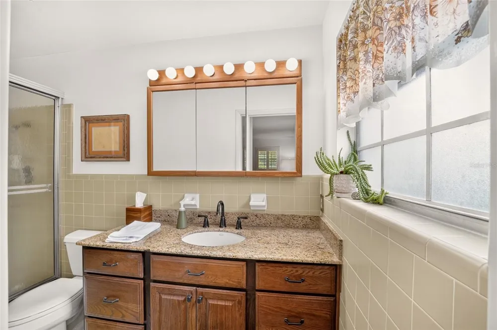 4624 NW 19TH PLACE Gainesville, FL 32605