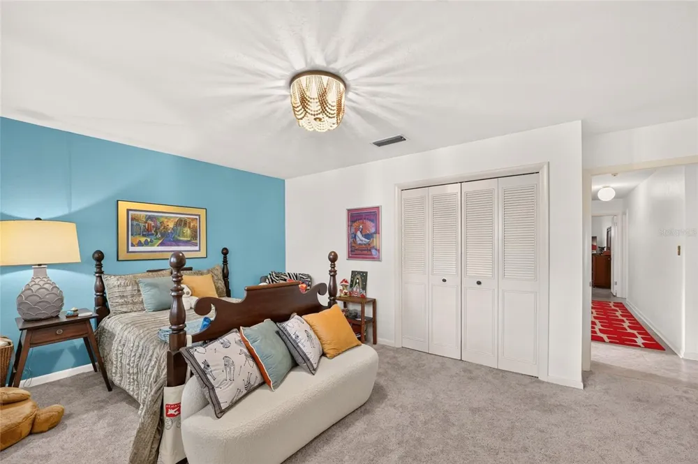 4624 NW 19TH PLACE Gainesville, FL 32605