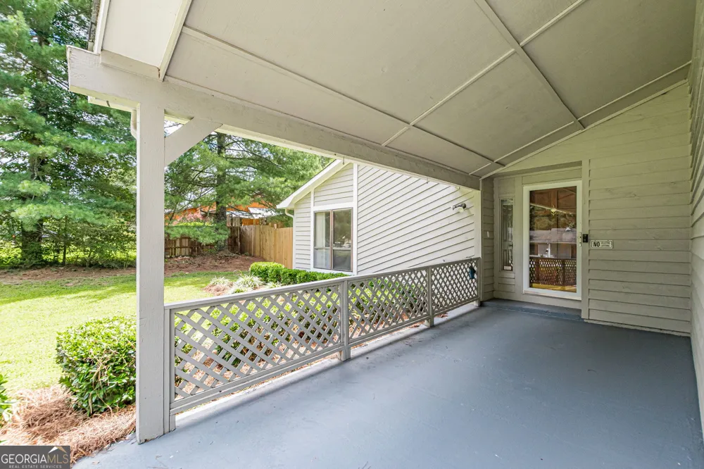 228 Avalon WAY Riverdale, GA 30274