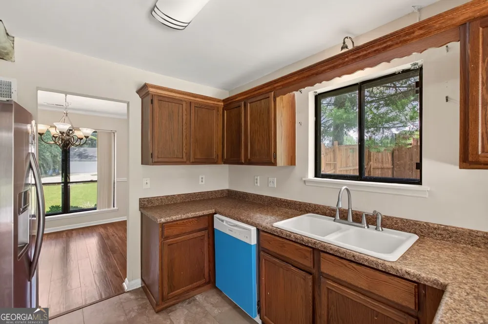 228 Avalon WAY Riverdale, GA 30274