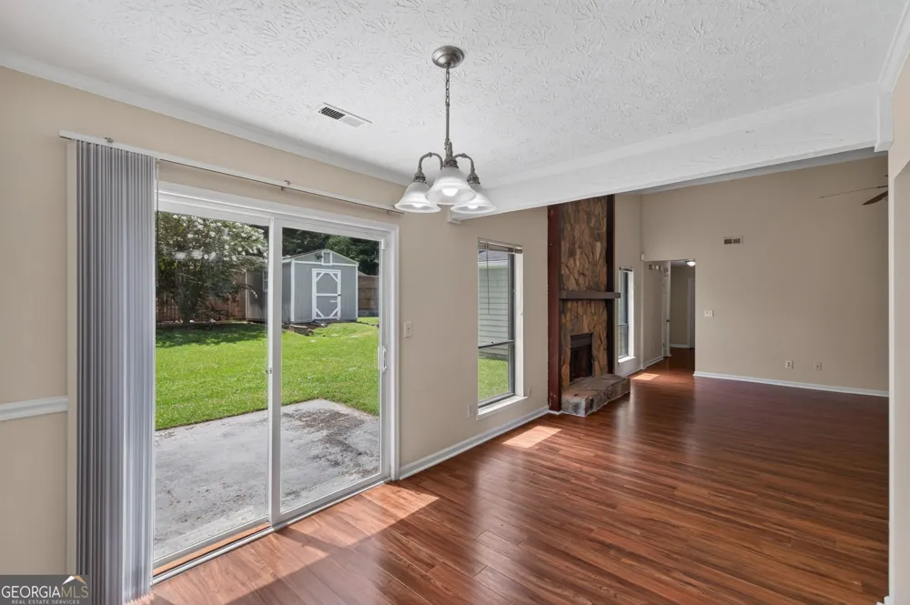 228 Avalon WAY Riverdale, GA 30274