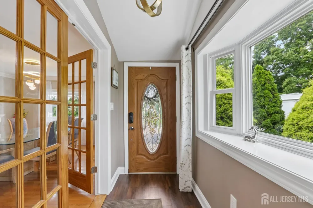 15 Douglas Avenue Hamilton, NJ 08619