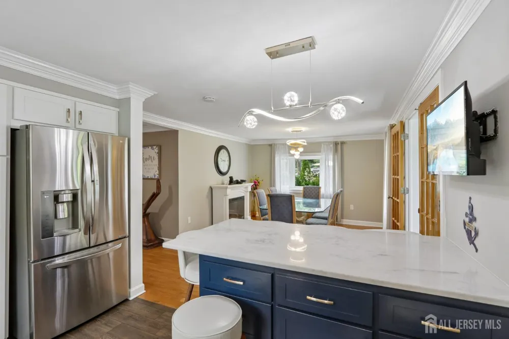 15 Douglas Avenue Hamilton, NJ 08619