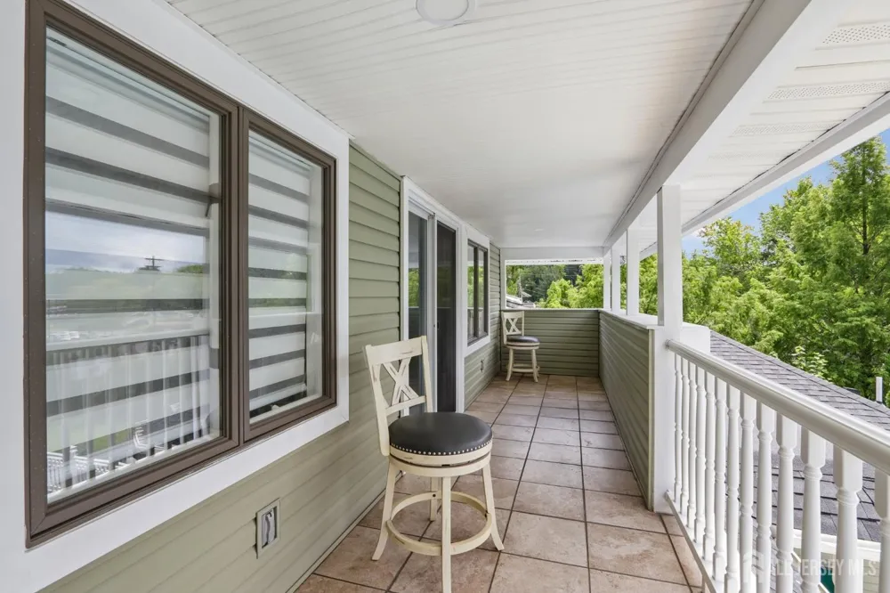 15 Douglas Avenue Hamilton, NJ 08619