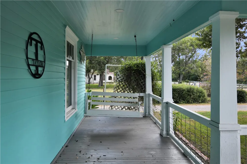 143 Austwell Rd Tivoli, TX 77990