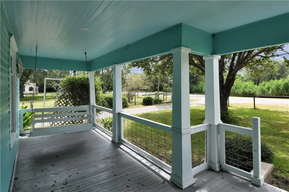 143 Austwell Rd Tivoli, TX 77990
