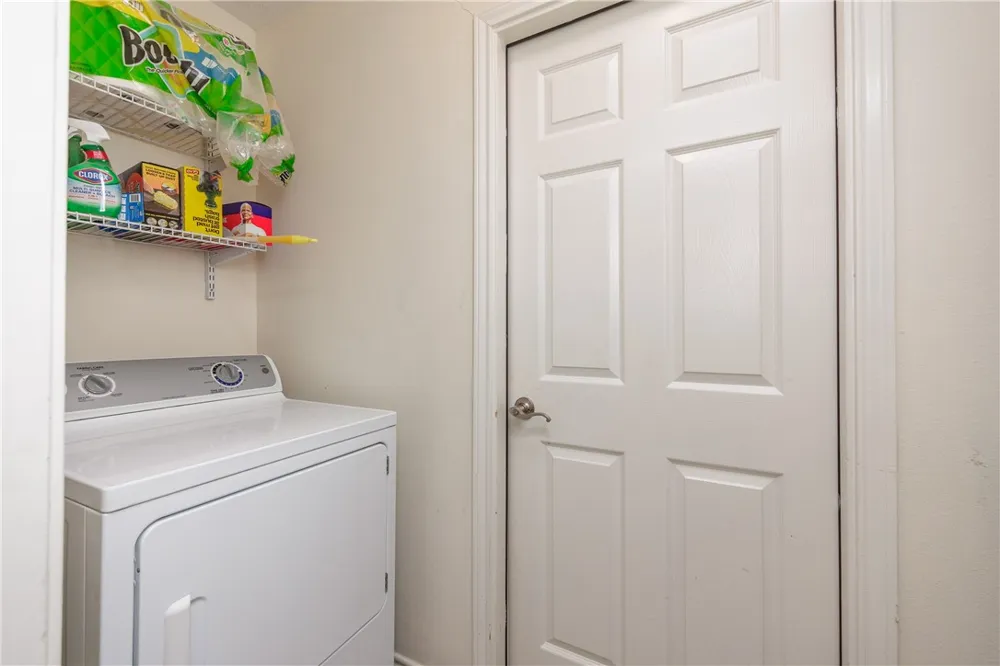 1600 Brook LN Kingsville, TX 78363