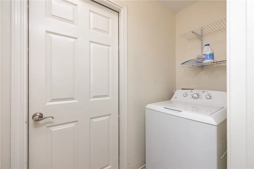 1600 Brook LN Kingsville, TX 78363