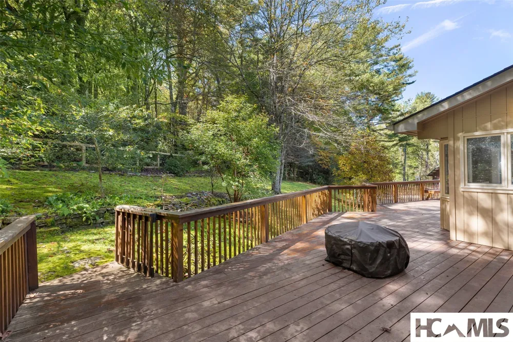 328 Webbmont Road Highlands, NC 28741