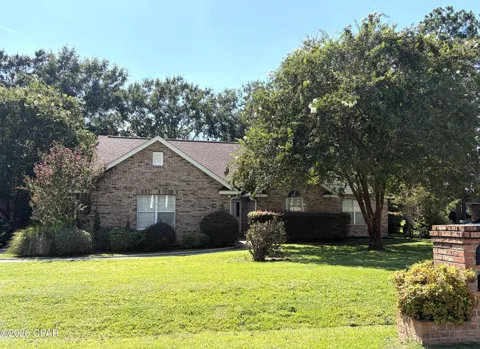 104 Greenway Drive