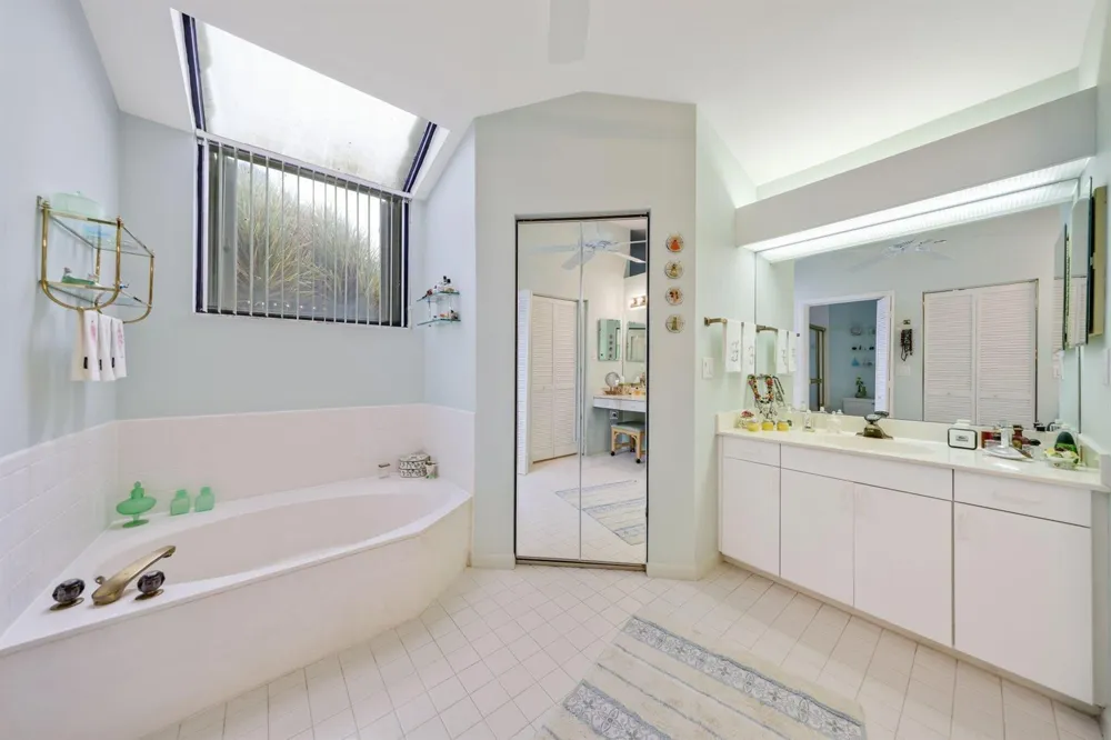 8423 Juddith Avenue Boynton Beach, FL 33472