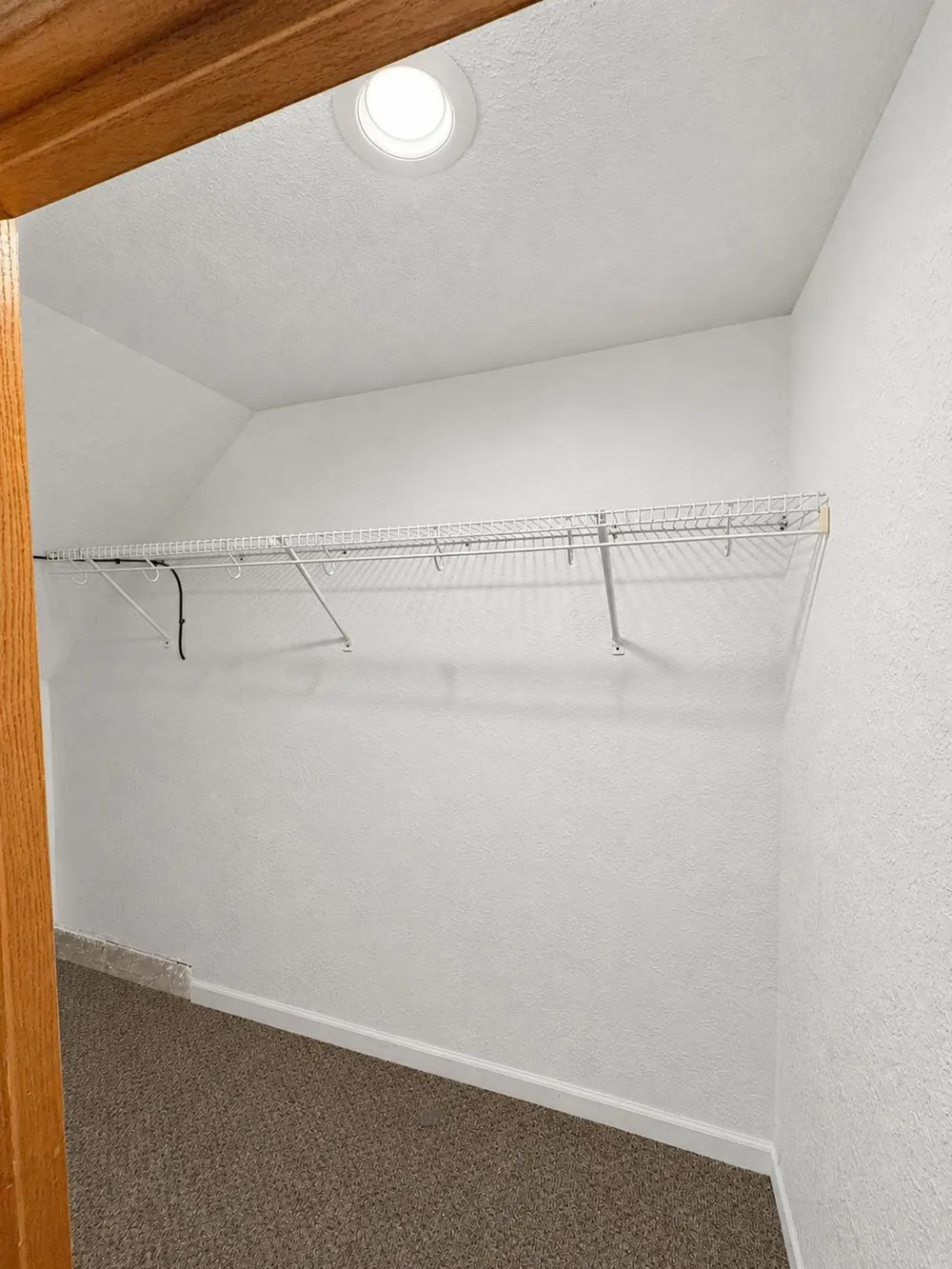 11219 Bittersweet Street NW Coon Rapids, MN 55433