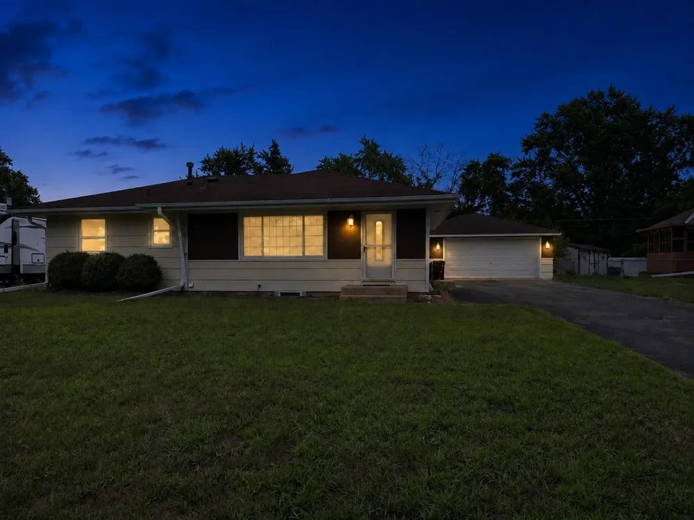 11219 Bittersweet Street NW Coon Rapids, MN 55433
