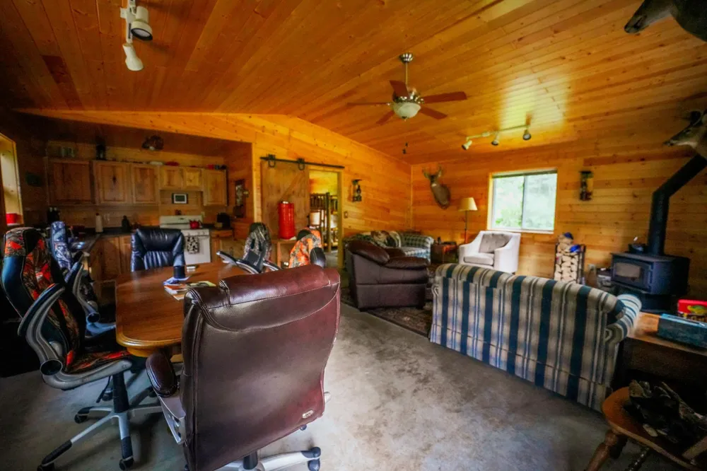 6991 Crane Lake Road Crane Lake, MN 55725