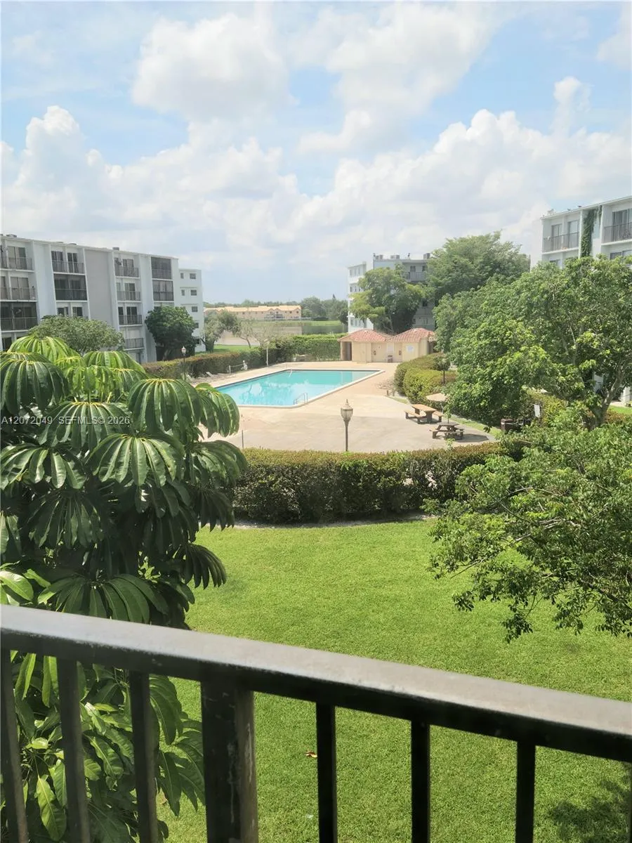 8620 Sherman Cir #306 Miramar, FL 33025