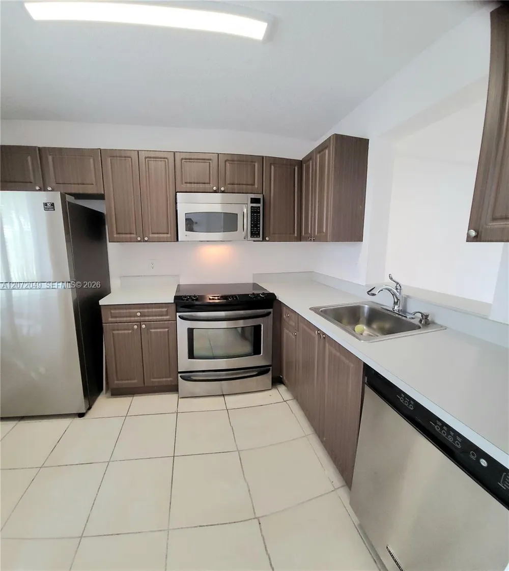8620 Sherman Cir #306 Miramar, FL 33025
