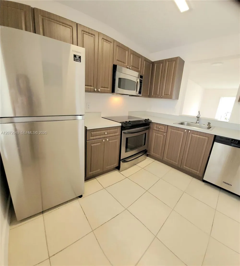 8620 Sherman Cir #306 Miramar, FL 33025