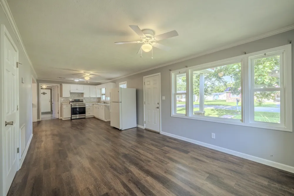 435 BELMONT ST Savannah, TN 38372