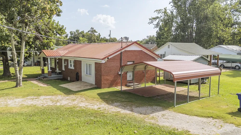 435 BELMONT ST Savannah, TN 38372