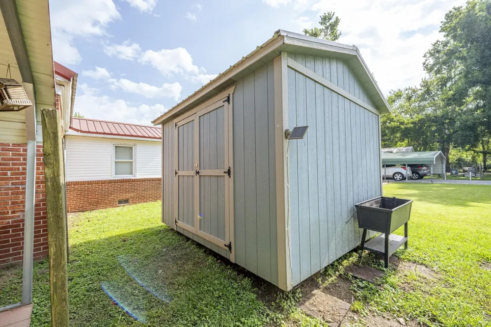 435 BELMONT ST Savannah, TN 38372