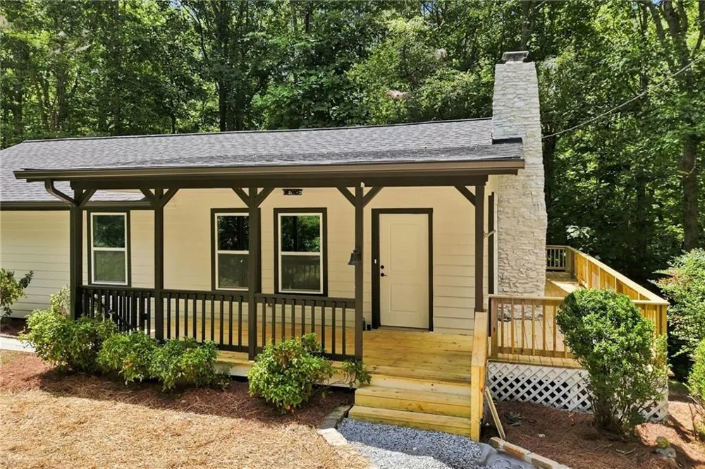 283 Ash Circle Waleska, GA 30183